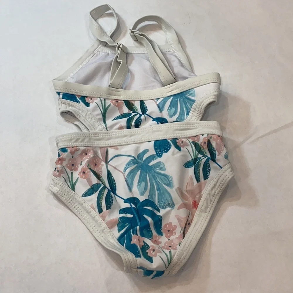 5‎ for $25 Beautiful baby swimsuit floral